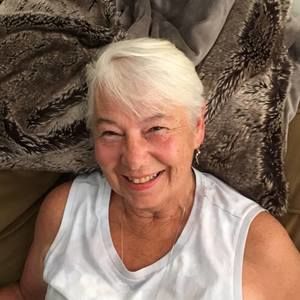 Meet your Posher, Suzanne